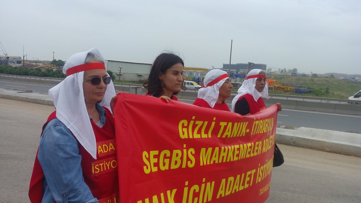 TAYAD’lı Aileler Adalet Yürüyüşlerine Gebze’de Devam Ediyorlar - Image 2 TAYAD’lı Aileler Adalet Yürüyüşlerine Gebze’de Devam Ediyorlar - Image 2