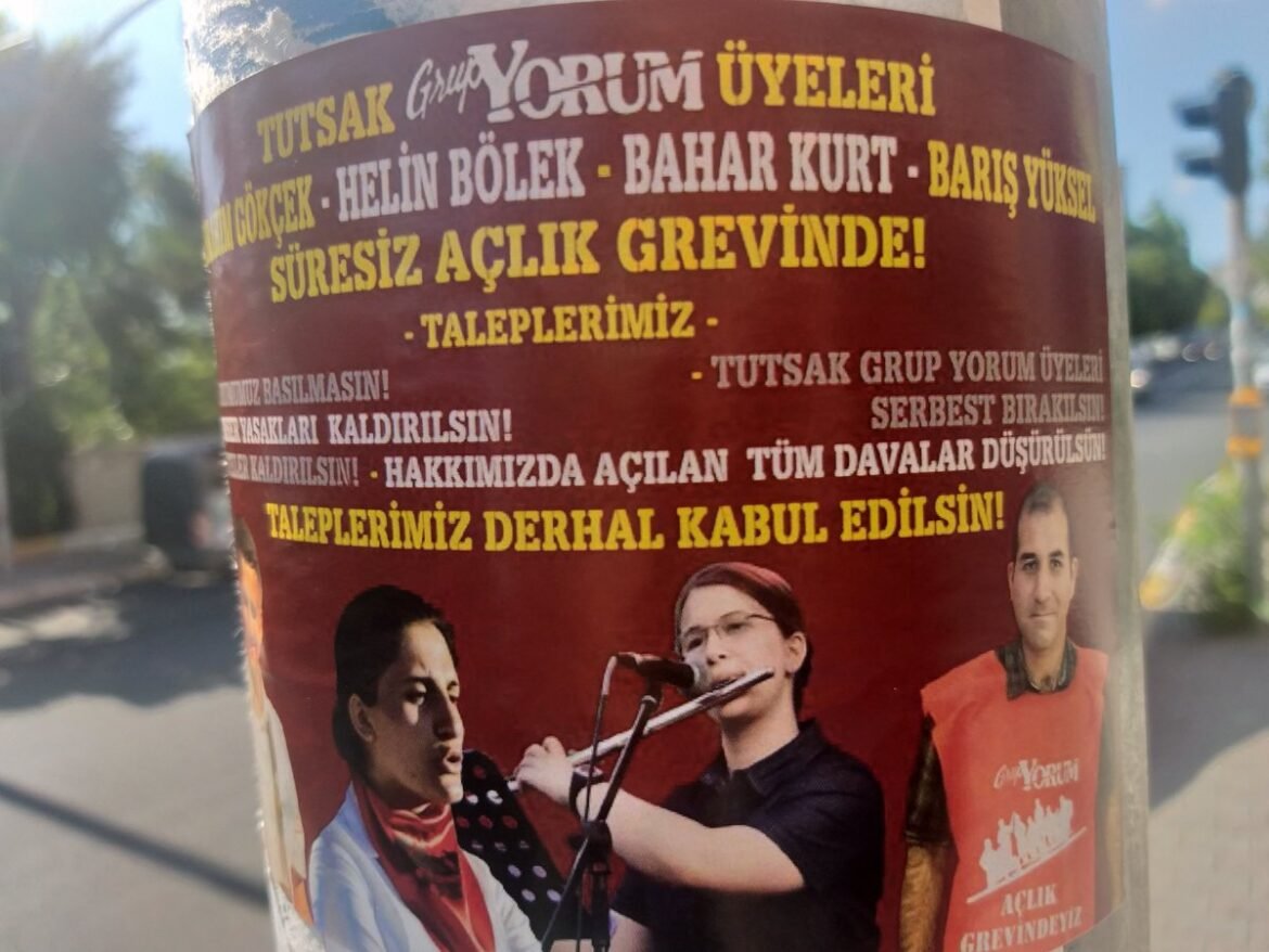 Dev Genç’liler Grup Yorum’a Destek İçin Sticker Çalışmalarına Devam Ediyor! - Image 1