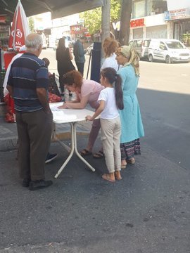 TAYAD’LI Cemile Temizkalp 1 Mayıs Mahallesinde Gözaltına Alındı - Image 1
