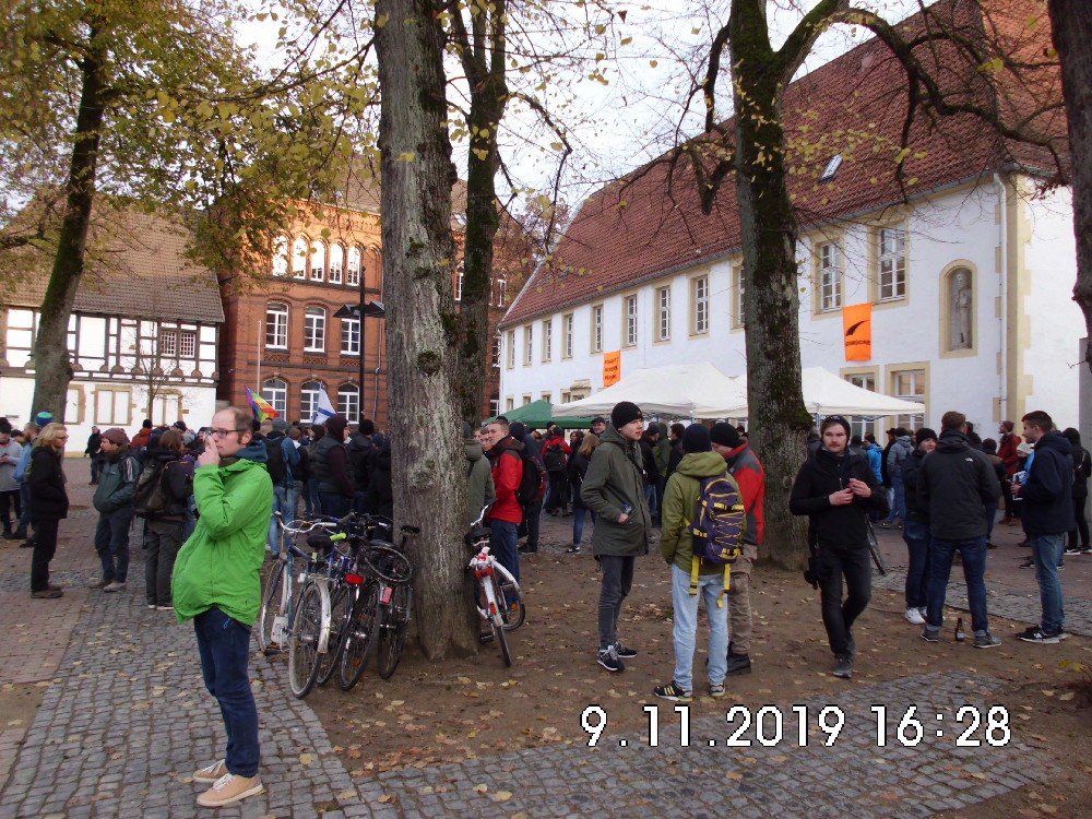 Bielefeld’de Nazi Yürüyüşü ve Nazi Karşıtı Eylemler - Image 3 Bielefeld’de Nazi Yürüyüşü ve Nazi Karşıtı Eylemler - Image 3