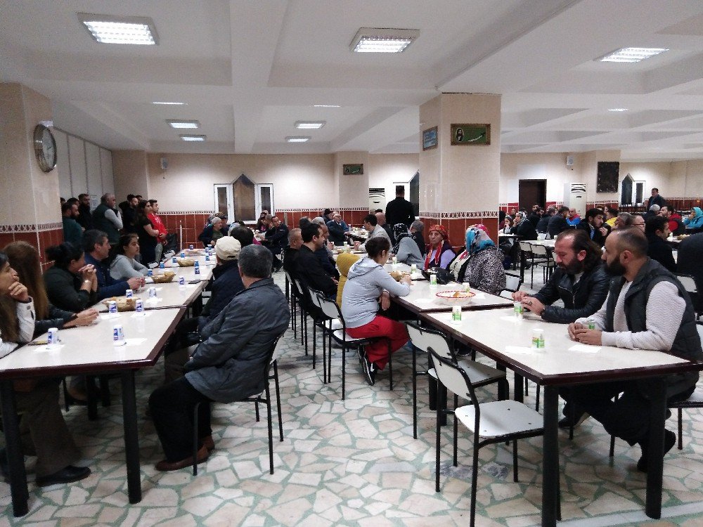 İkitelli’de Birol Karasu İçin Yemek Verildi - Image 5 İkitelli’de Birol Karasu İçin Yemek Verildi - Image 5