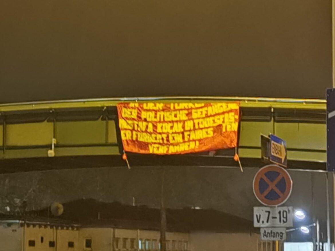 Avusturya Halk Cephesi; Mustafa Koçak Ve Grup Yorum Onurumuzdur - Image 1