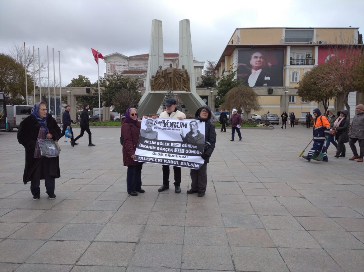 Bakırköy Özgürlük Meydanı’nda Grup Yorum İçin Basın Açıklaması - Image 1