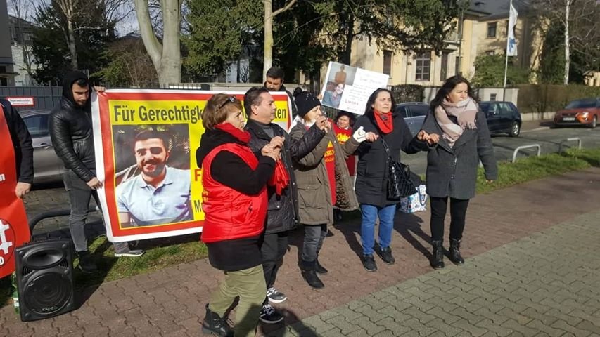 T.C. Frankfurt Konsolosluğu Önünde Eylemlerimiz Devam Ediyor - Image 1