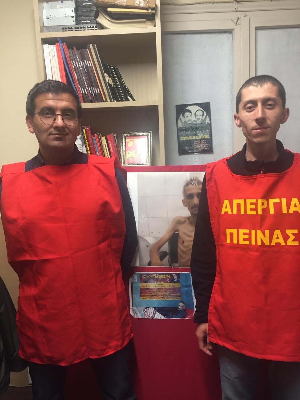 Atina’da Süresiz Açlık Grevi Direnişi Devam Ediyor - Image 2 Atina’da Süresiz Açlık Grevi Direnişi Devam Ediyor - Image 2