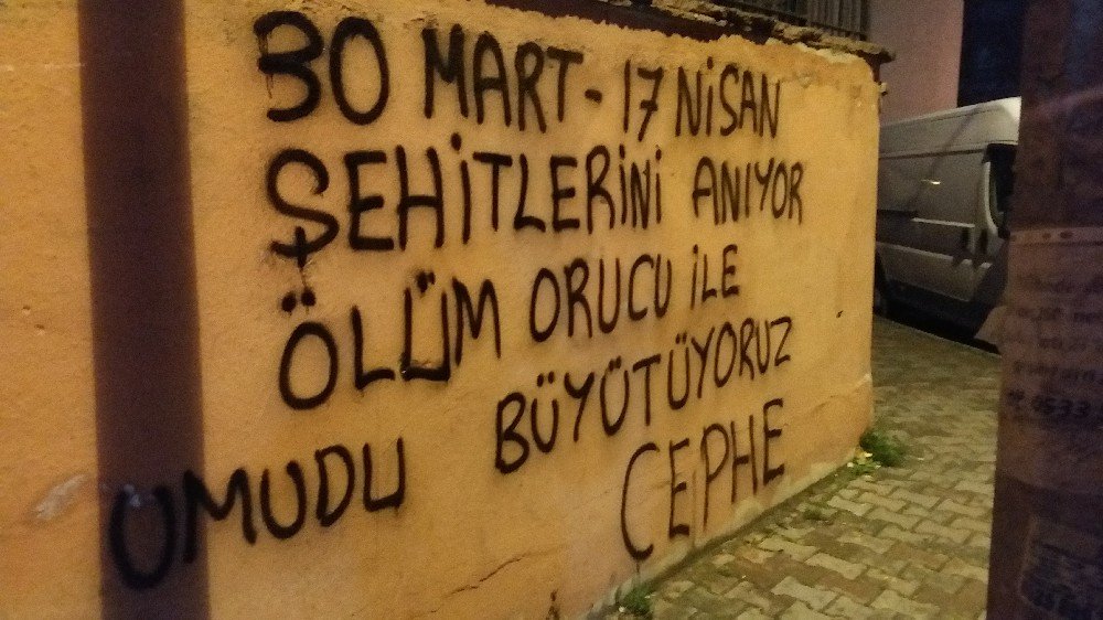 Bahçelievler Cephe Milisleri 30 Mart 17 Nisan’ı Yazılamalarla Selamladı - Image 1