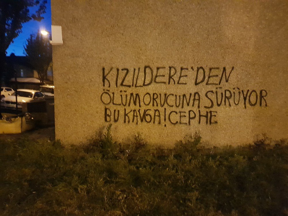 İngiltere Halk Cephesi Ölüm Oruçları İçin Yazılama Yaptı - Image 2 İngiltere Halk Cephesi Ölüm Oruçları İçin Yazılama Yaptı - Image 2