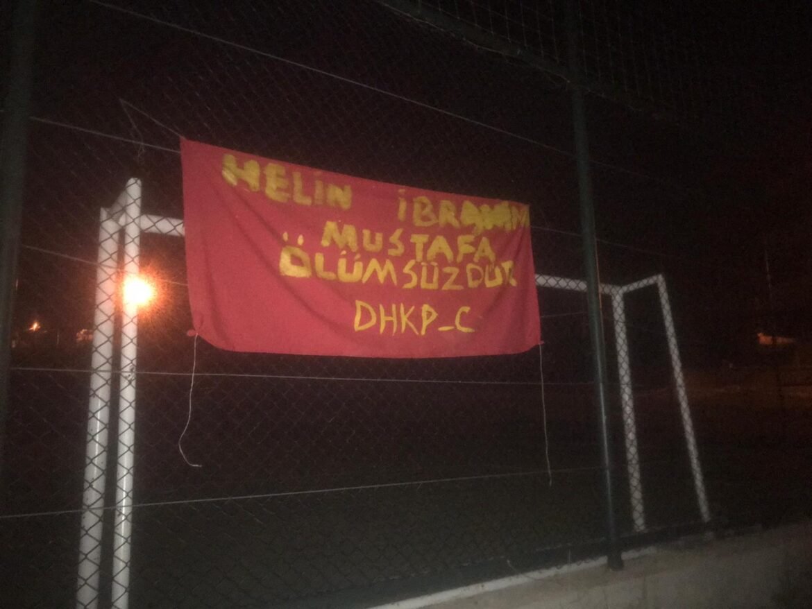 İzmir’de Adalet Savaşçıları İçin Pankart Asıldı - Image 1
