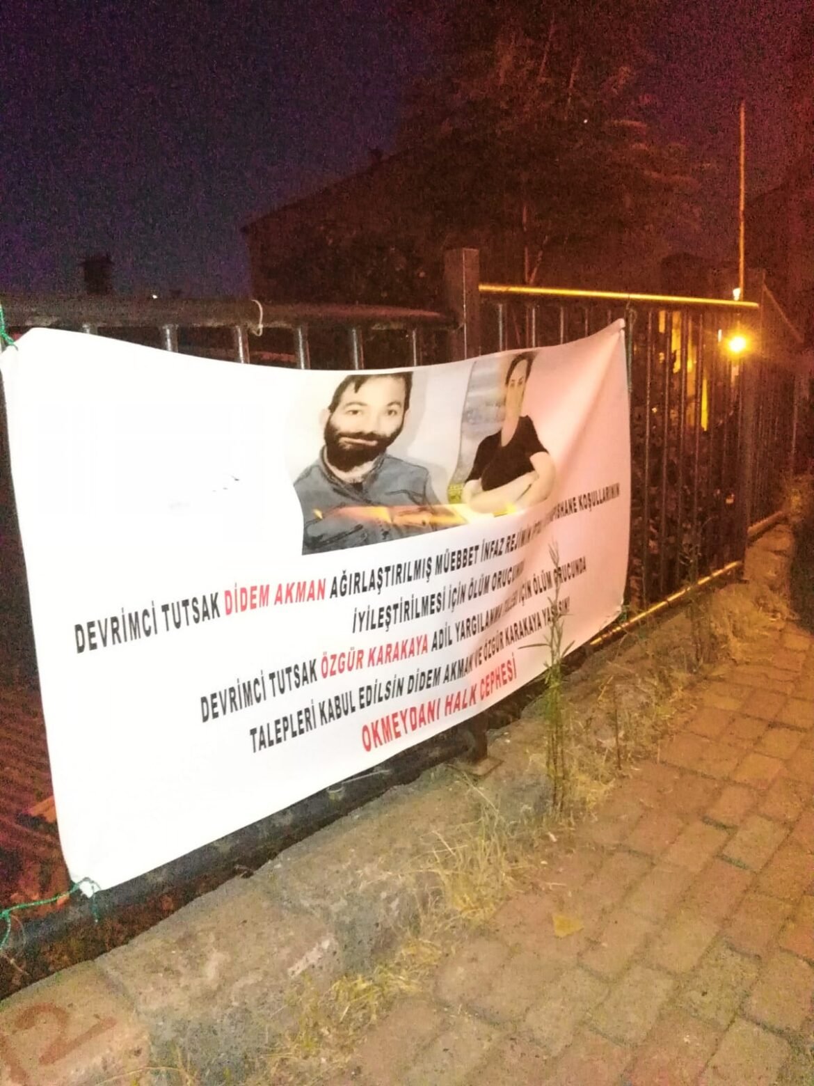 Okmeydanı Halk Cephesi Özgür Tutsaklar İçin Pankart Astı - Image 1