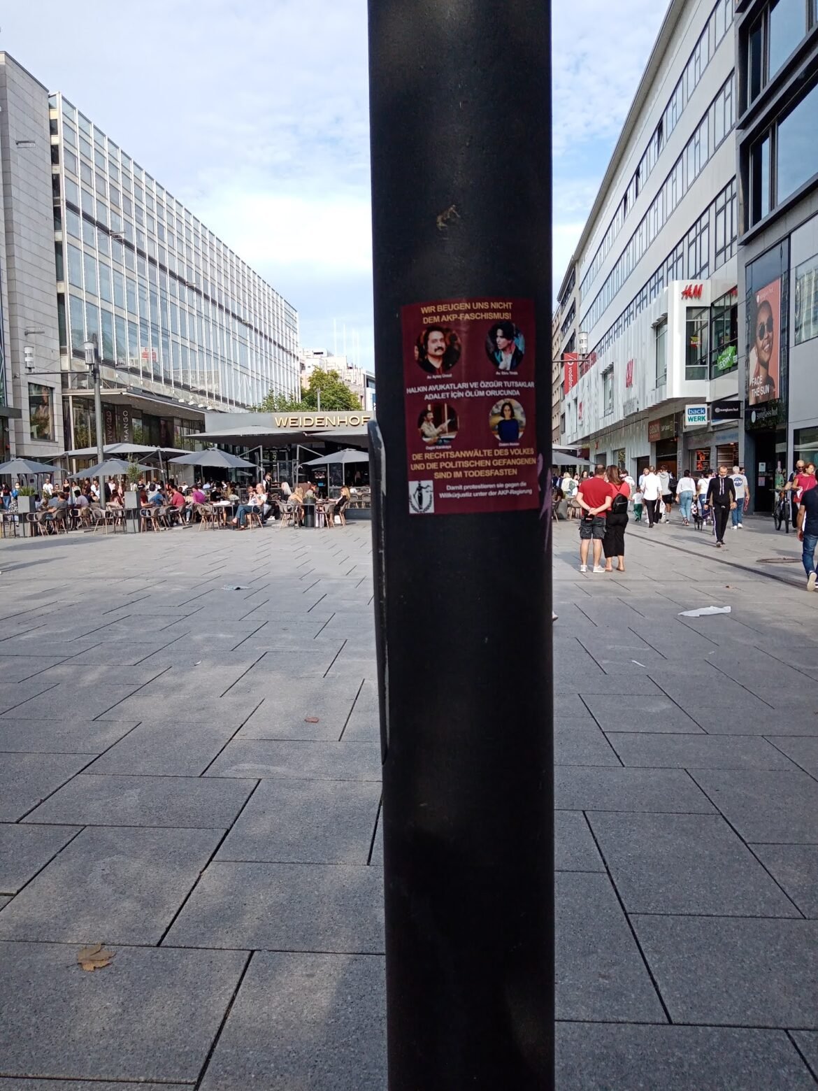 Almanya Dev-Genç Frankfurt Merkezinde Pullama - Image 1