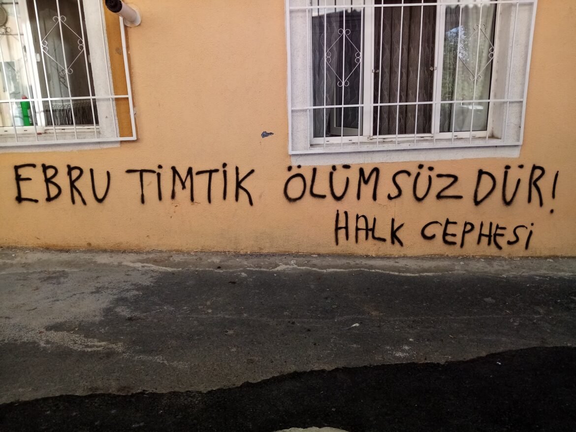 Küçük Armutlu’da Ölüm Orucuyla Alakalı Yazılama Yapıldı - Image 1