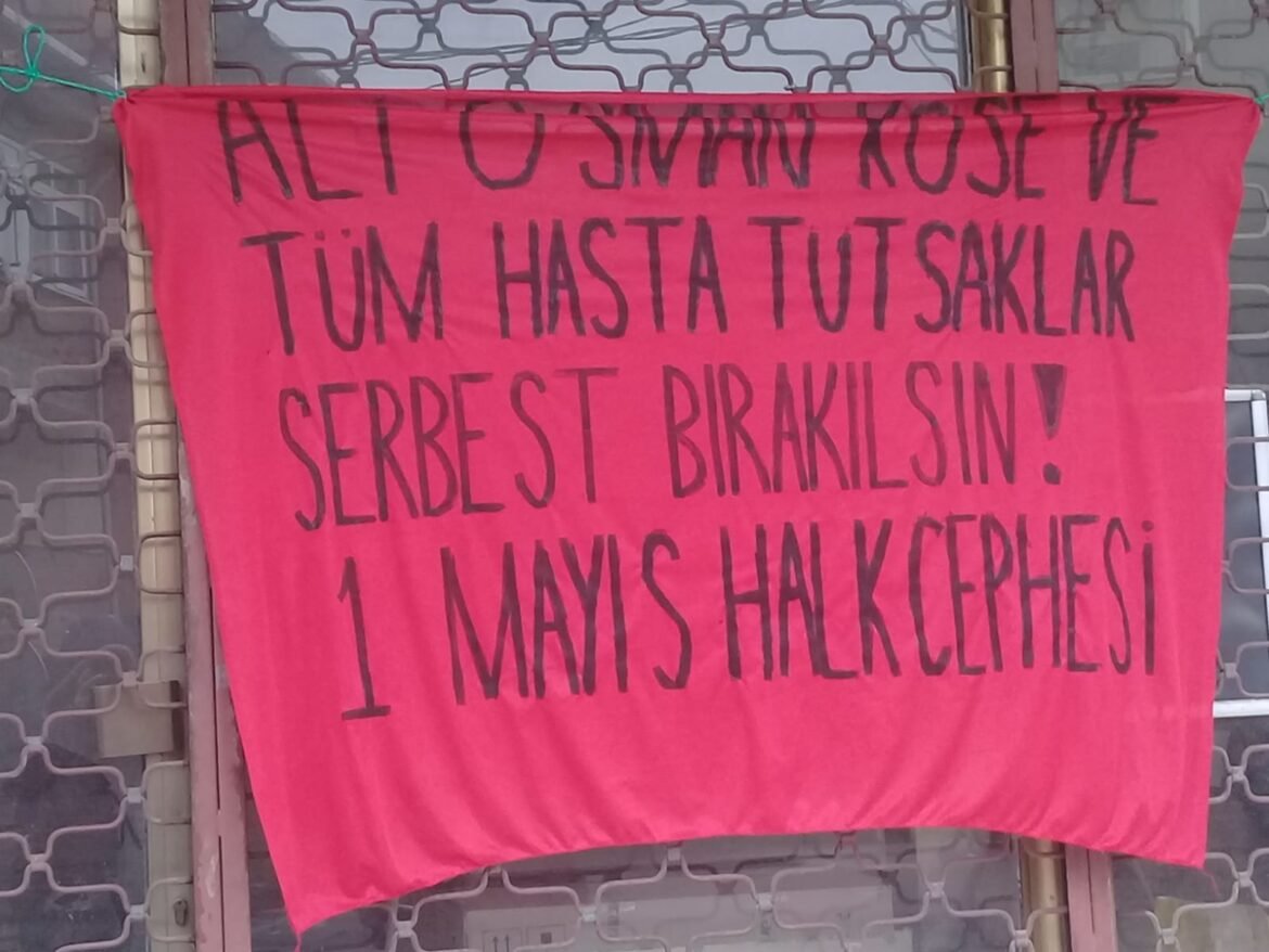 Bir Mayıs Mahallesi’nde Halk Cephesi Hasta Tutsak Ali Osman Köse İçin Pankart Astı - Image 1