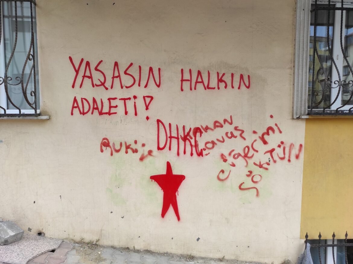 Gazi Cephe Milislerinden Yazılamalar - Image 1