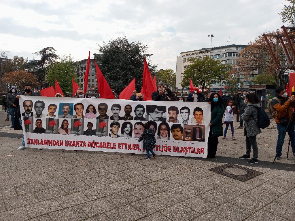 18 Nisan Pazar Günü Köln’de Şehitlerimizi Andık Umudun Kurulusunu Selamladık - Image 1