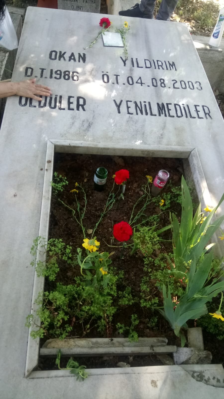 Sarıgazi halk cephesi Mezar ve tutsak aileleri ziyareti - Image 1