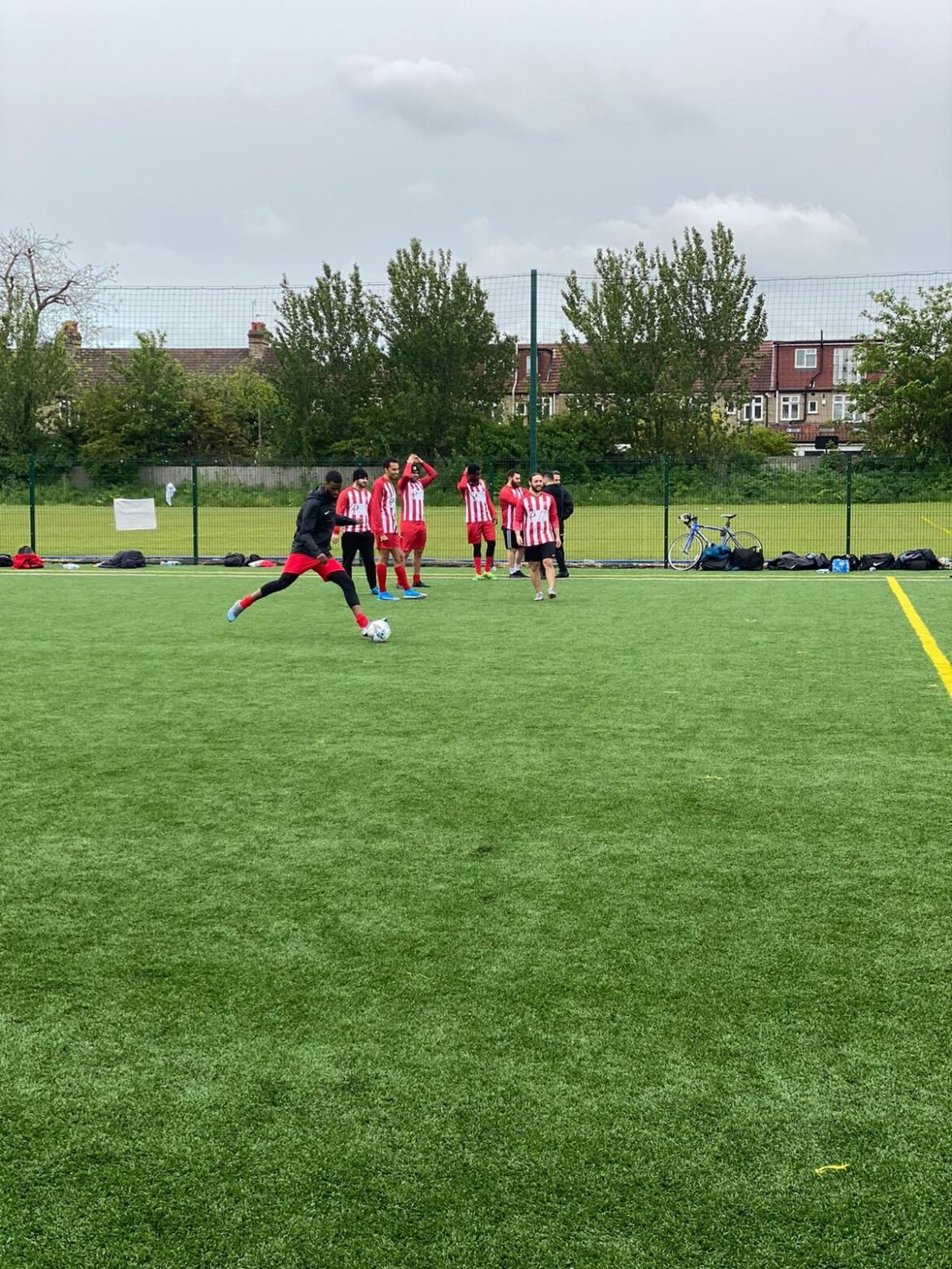 İngiltere’de Çeteleşmeye Yozlaşmaya Karşı Futbol Turnuvası - Image 1