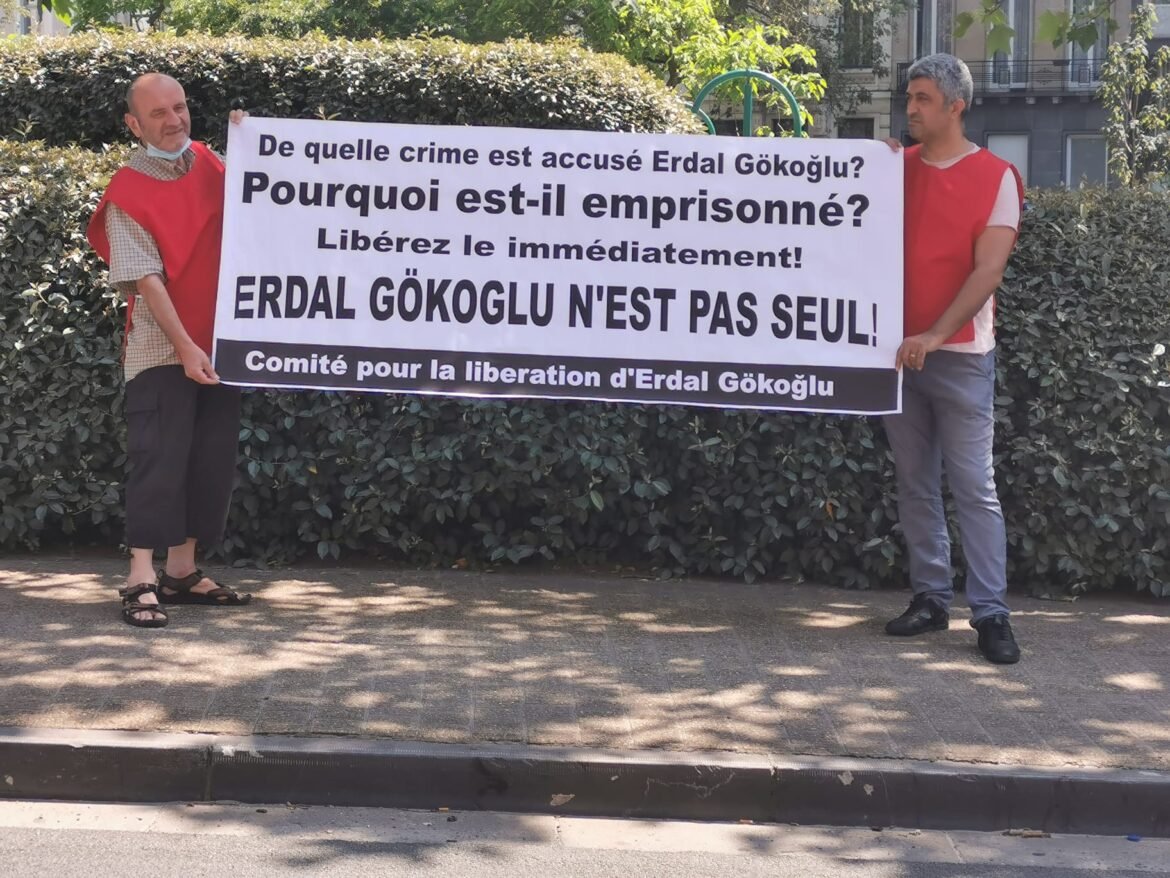 Belçika’da Adalet Bakanlığı Önünde Erdal Gökoğlu İçin Eylem Yapıldı - Image 1