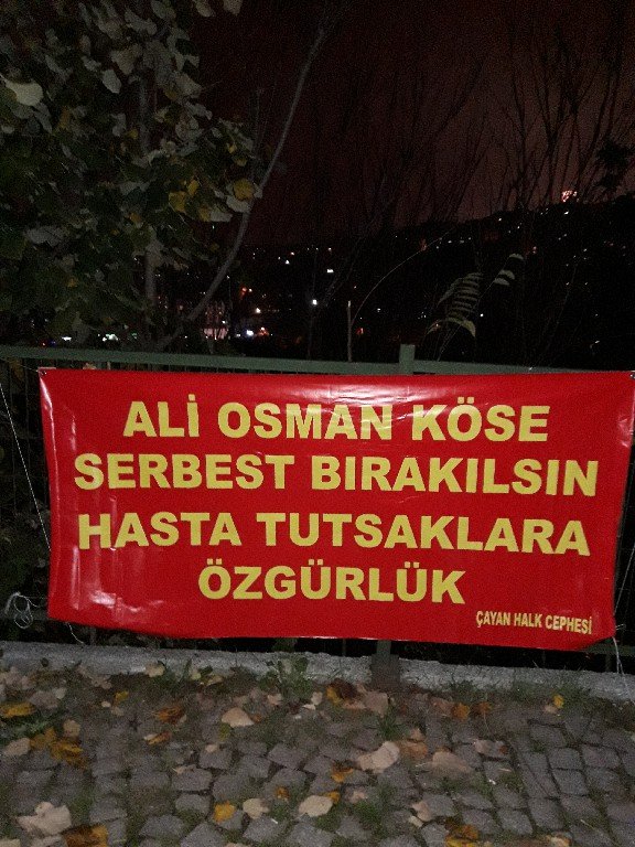 Çayan Halk Cephesi Ali Osman Köse’nin Serbest Bırakılması İçin Pankart Astı - Image 1