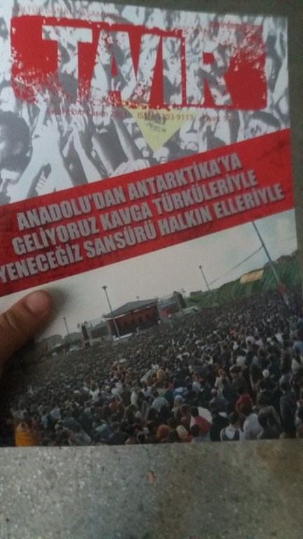 Okmeydanı’nda Tavır Dergisi Dağıtımı Yapıldı - Image 1