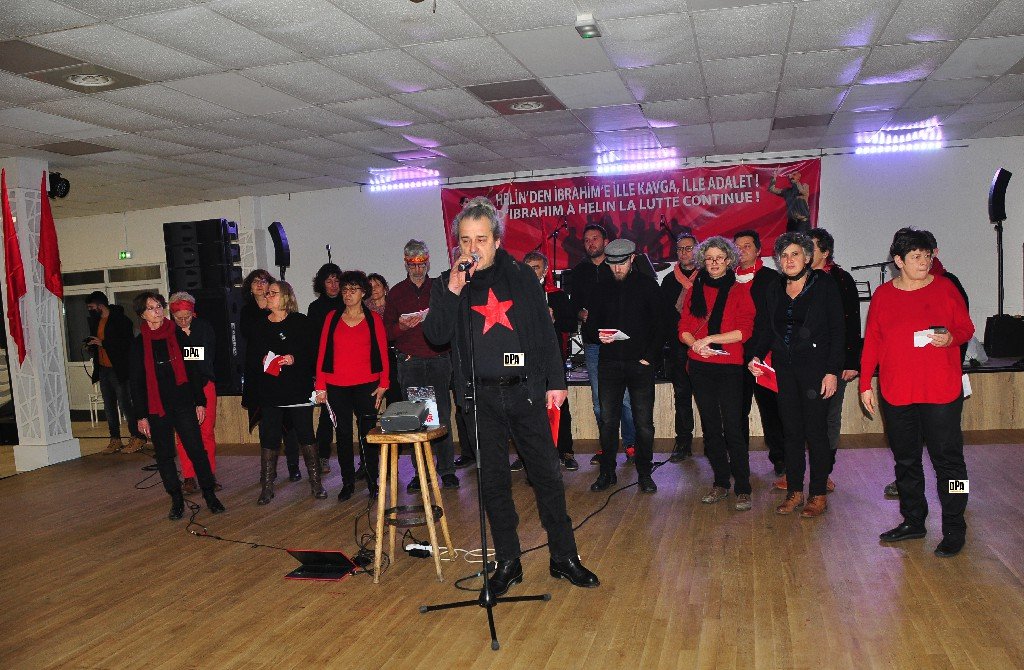 Nancy’de Grup Yorum Konseri Gerçekleşti - Image 8 Nancy’de Grup Yorum Konseri Gerçekleşti - Image 8
