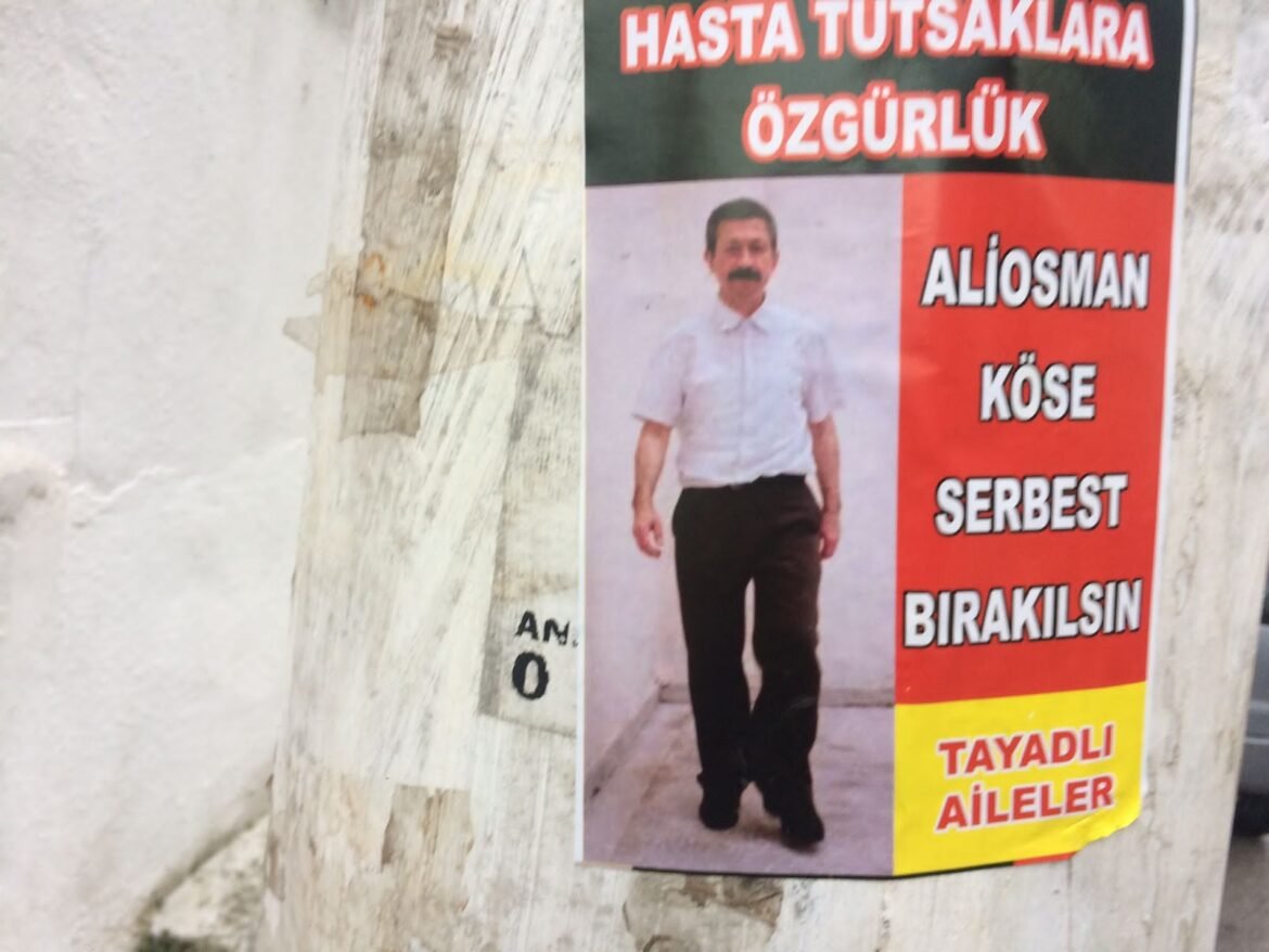 İzmir TAYAD’lı Aileler Ali Osman Köse İçin Pullama Çalışması Yaptı - Image 1