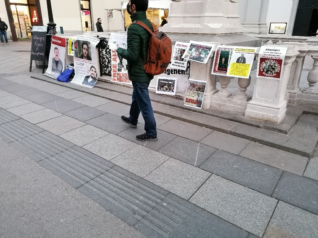 Viyana’da Hasta Tutsak Ali Osman Köse İçin Eylem Yapıldı - Image 1