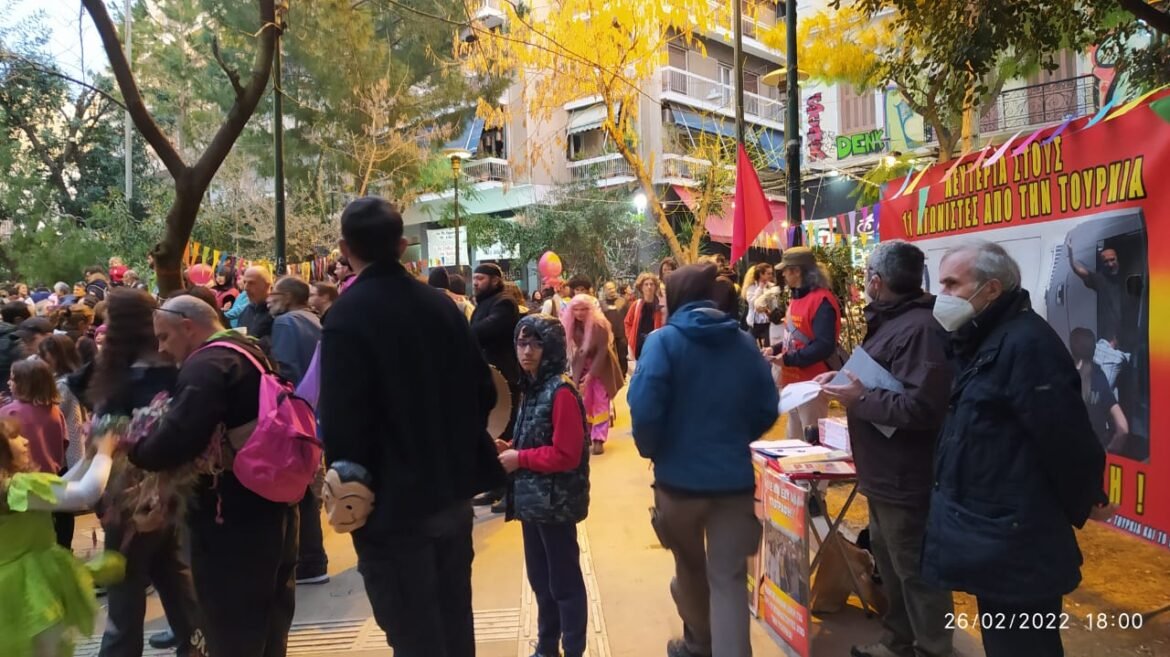 Yunanistan Halk Cephesi Atina Eksarhia Park’ta Masa Açtı - Image 1