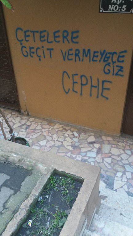Okmeydanı’nda Cephe Milislerinden Yazılama - Image 1
