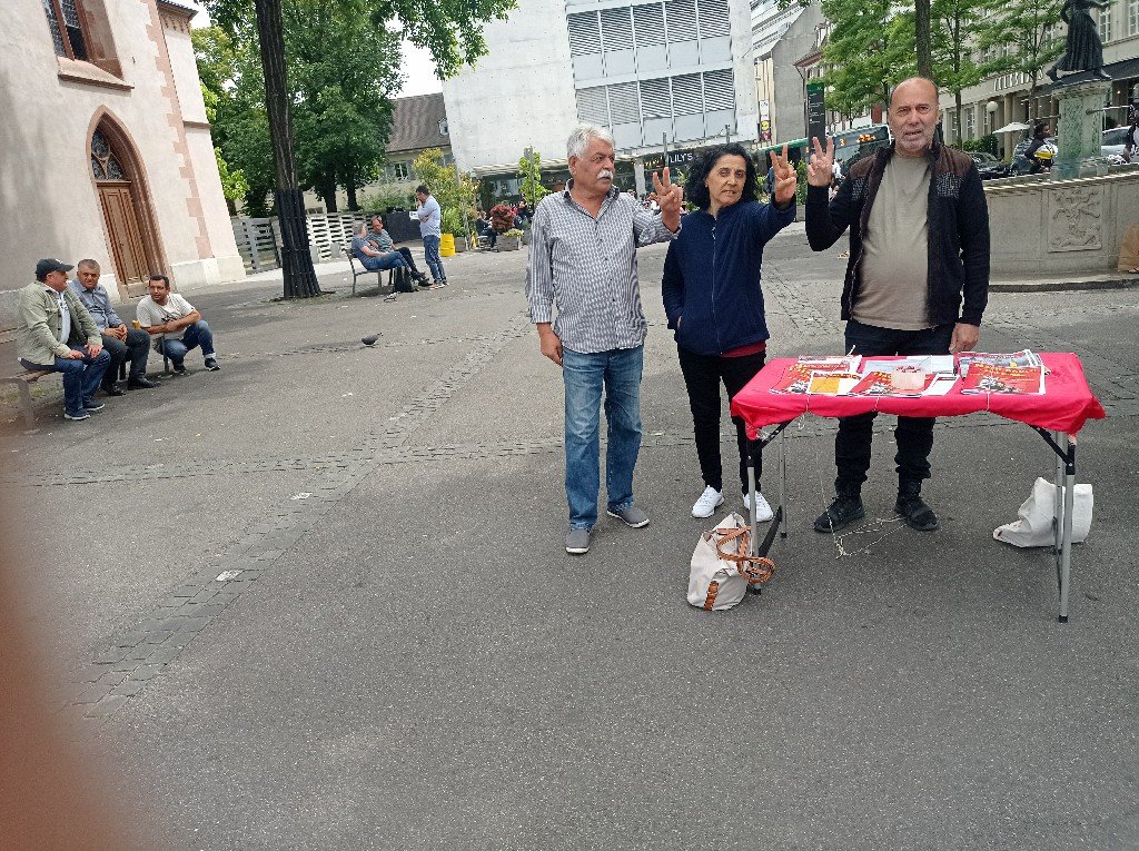 İsviçre Halk Cephesi Ölüm Orucuna Destek Masası Açtı - Image 4 İsviçre Halk Cephesi Ölüm Orucuna Destek Masası Açtı - Image 4