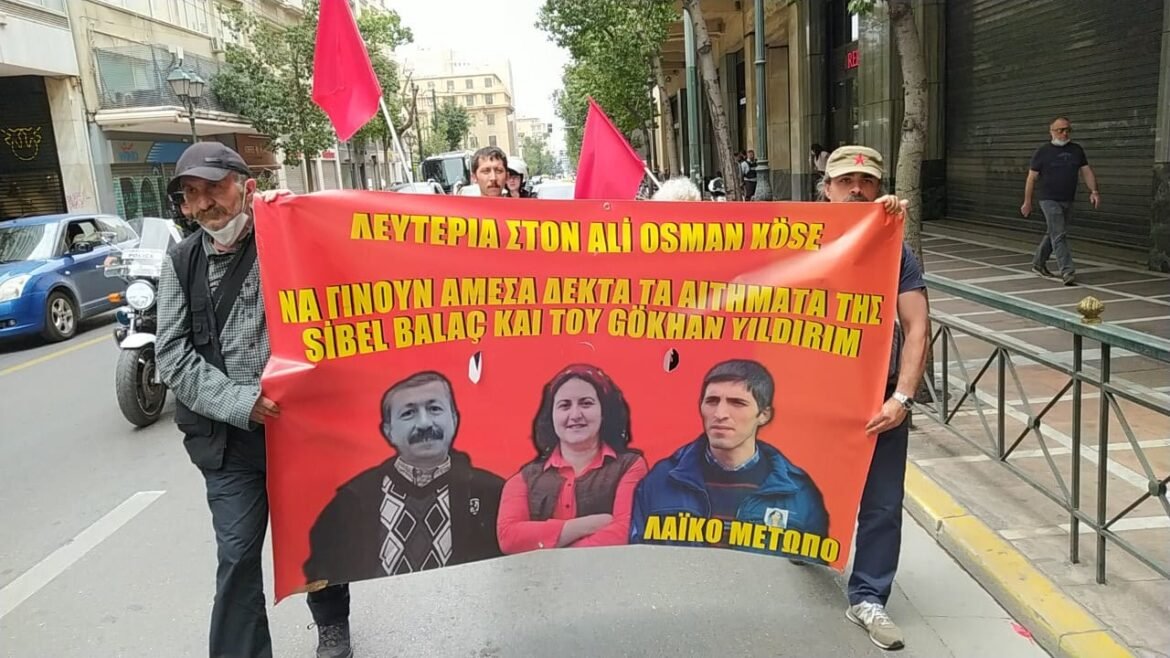 Yunanistan Halk Cephesi Faşizme Karşı Zafer Yürüyüşüne Katıldı - Image 1