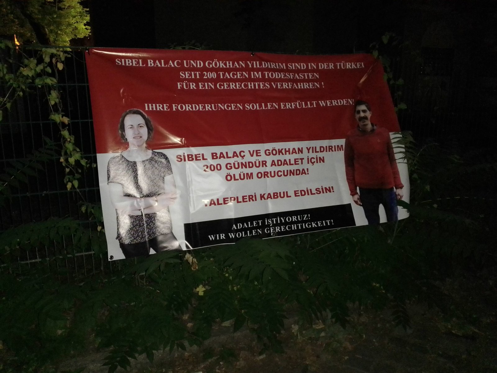Gökhan Yıldırım ve Sibel Balaç için Berlin’de Pankart Asıldı - Image 1
