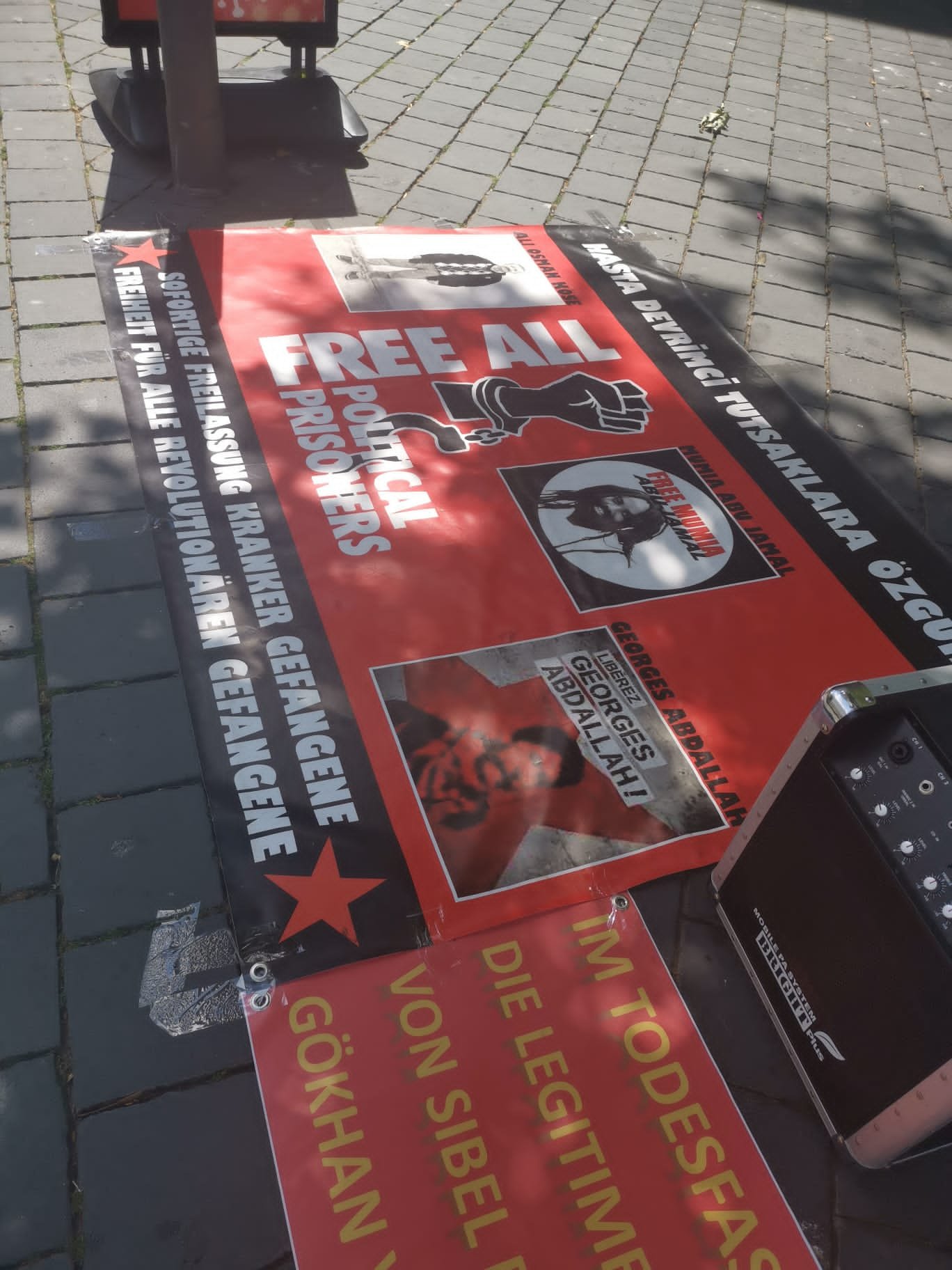 Bielefeld’de Bilgilendirme Standı Açıldı - Image 1