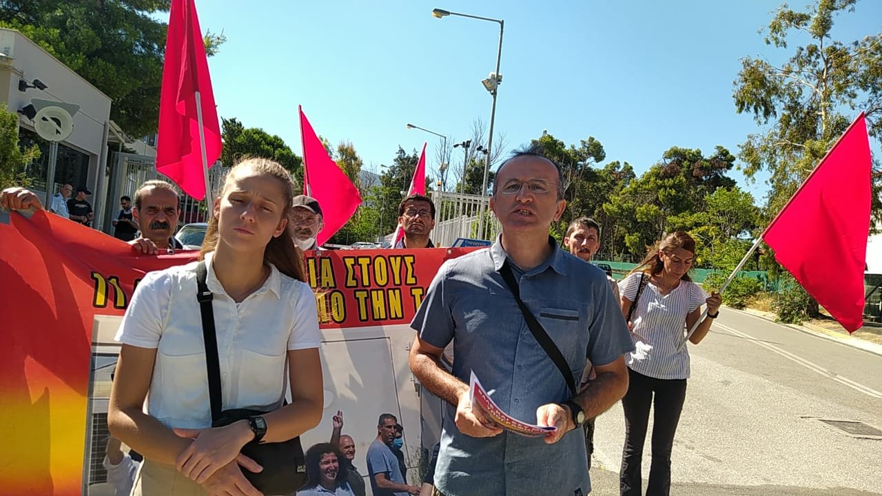 Yunanistan Halk Cephesi Tutsak 11 Türkiyeli Devrimci İçin Yunanistan Adalet Bakanı Sekreteriyle Görüştüler - Image 1 Yunanistan Halk Cephesi Tutsak 11 Türkiyeli Devrimci İçin Yunanistan Adalet Bakanı Sekreteriyle Görüştüler - Image 1