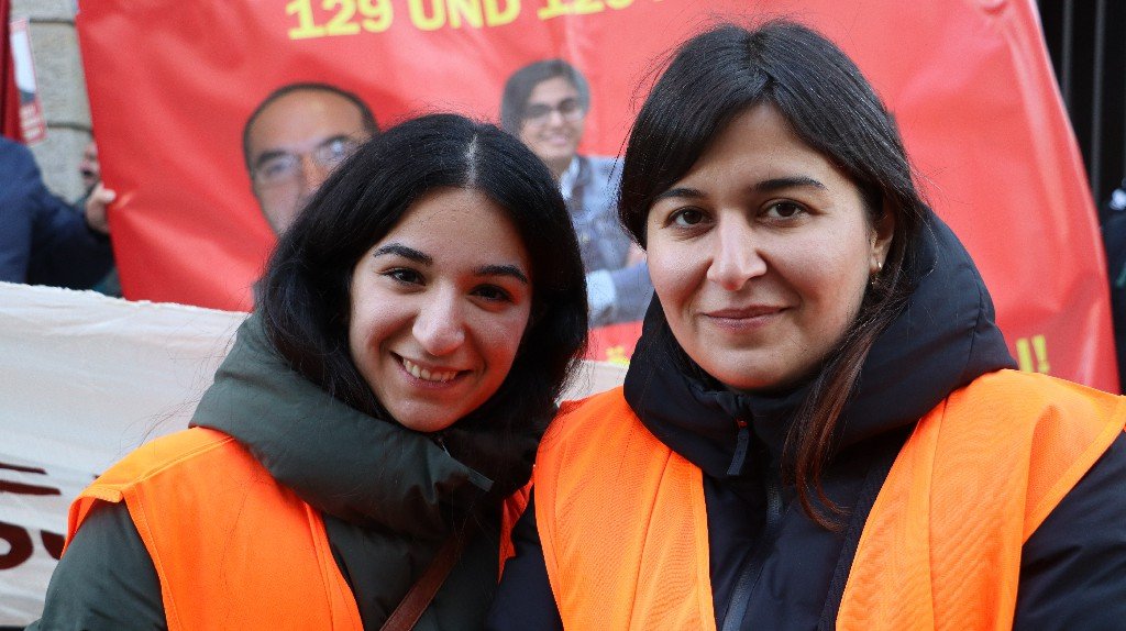 129 Yasasına Karşı Berlin Sokaklarında Yaklaşık 200 Kişi Yürüdü - Image 25 129 Yasasına Karşı Berlin Sokaklarında Yaklaşık 200 Kişi Yürüdü - Image 25