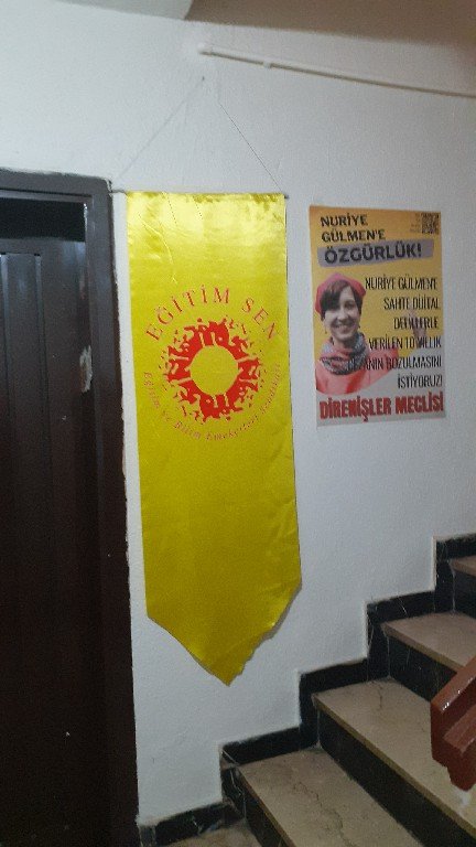Direnişler Meclisi Nuriye Gülmen İçin Afiş Astı! - Image 1
