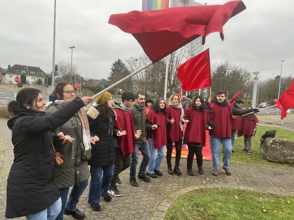 Grup Yorum Olarak Anayasayı Koruma Örgütünün Feshedilmesini Talep Ediyoruz! - Image 4 Grup Yorum Olarak Anayasayı Koruma Örgütünün Feshedilmesini Talep Ediyoruz! - Image 4