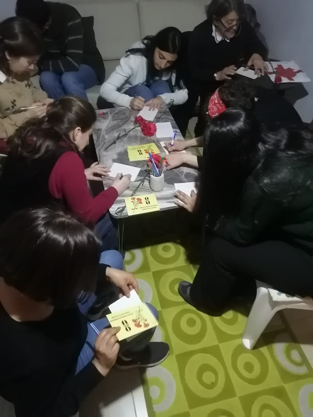 Direnişler Meclisi’nde Dünya Emekçi Kadınlar Günü İçin Etkinlik Yapıldı - Image 2 Direnişler Meclisi’nde Dünya Emekçi Kadınlar Günü İçin Etkinlik Yapıldı - Image 2