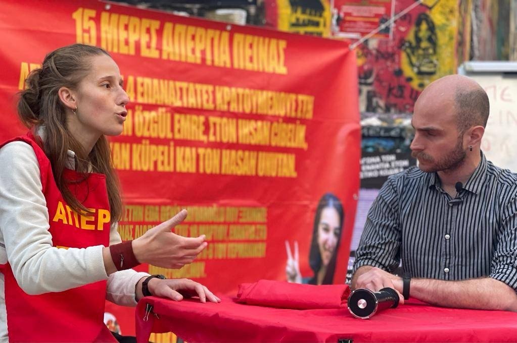 Yunanistan’da Konstantina Kartsioti’nin Başlattığı Açlık Grevi Direnişi 10. Gününde - Image 6 Yunanistan’da Konstantina Kartsioti’nin Başlattığı Açlık Grevi Direnişi 10. Gününde - Image 6