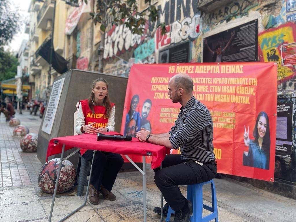 Yunanistan’da Konstantina Kartsioti’nin Başlattığı Açlık Grevi Direnişi 10. Gününde - Image 2 Yunanistan’da Konstantina Kartsioti’nin Başlattığı Açlık Grevi Direnişi 10. Gününde - Image 2