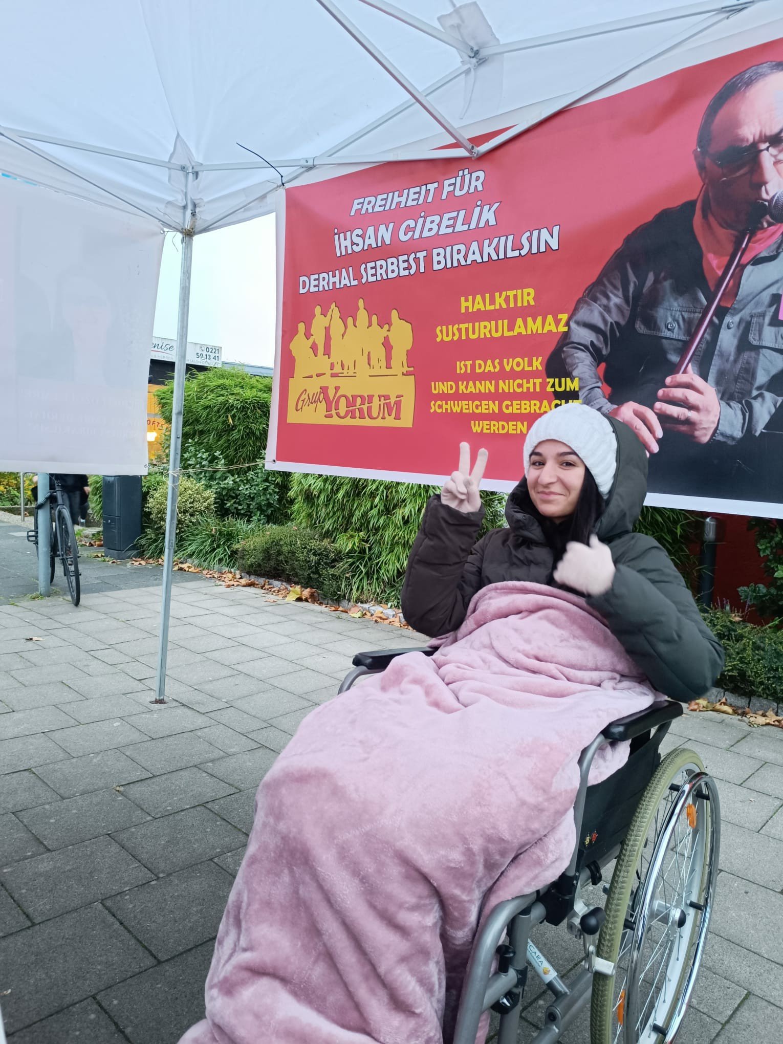 Belçika: Almanya Konsolosluk Önünde Açlık Grevine Başlıyoruz. Eda Deniz, Ilgın Güler, Sevil Sevimli Ve İleni Lena Açıkgöz’ün Talepleri Talebimizdir! - Image 1
