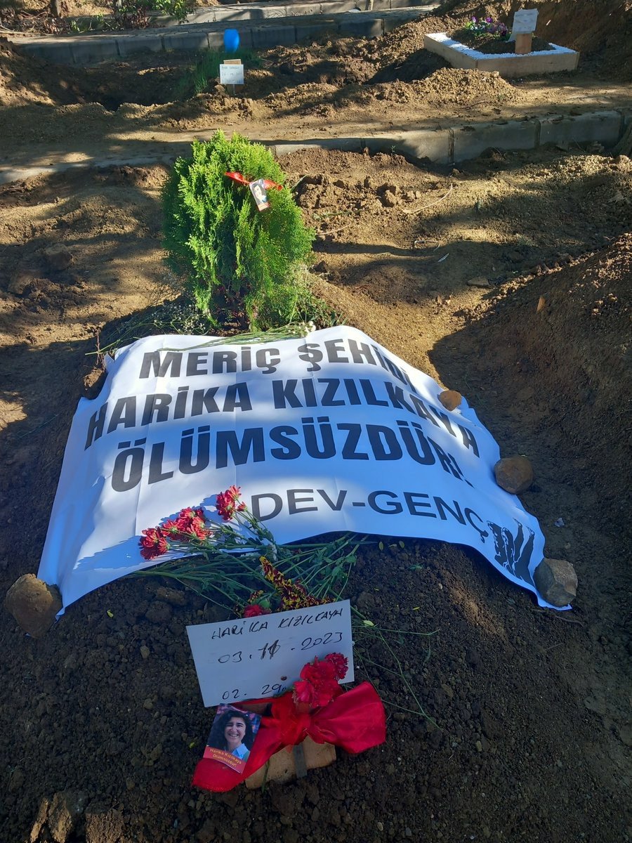 Dev-Genç Meriç Şehitlerimizden Harika Kızılkaya’nın Mezarı Başında Anma Yaptılar - Image 1