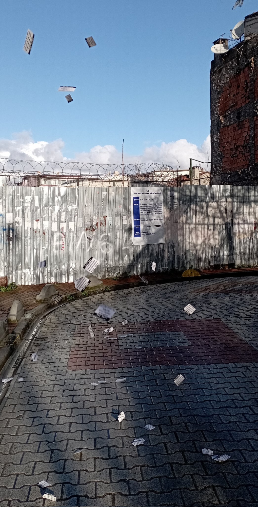 İstanbul Dev-Genç’ten Parasız Eğitim ve Ulaşım Hakkı İçin Çalışmalar - Image 3 İstanbul Dev-Genç’ten Parasız Eğitim ve Ulaşım Hakkı İçin Çalışmalar - Image 3