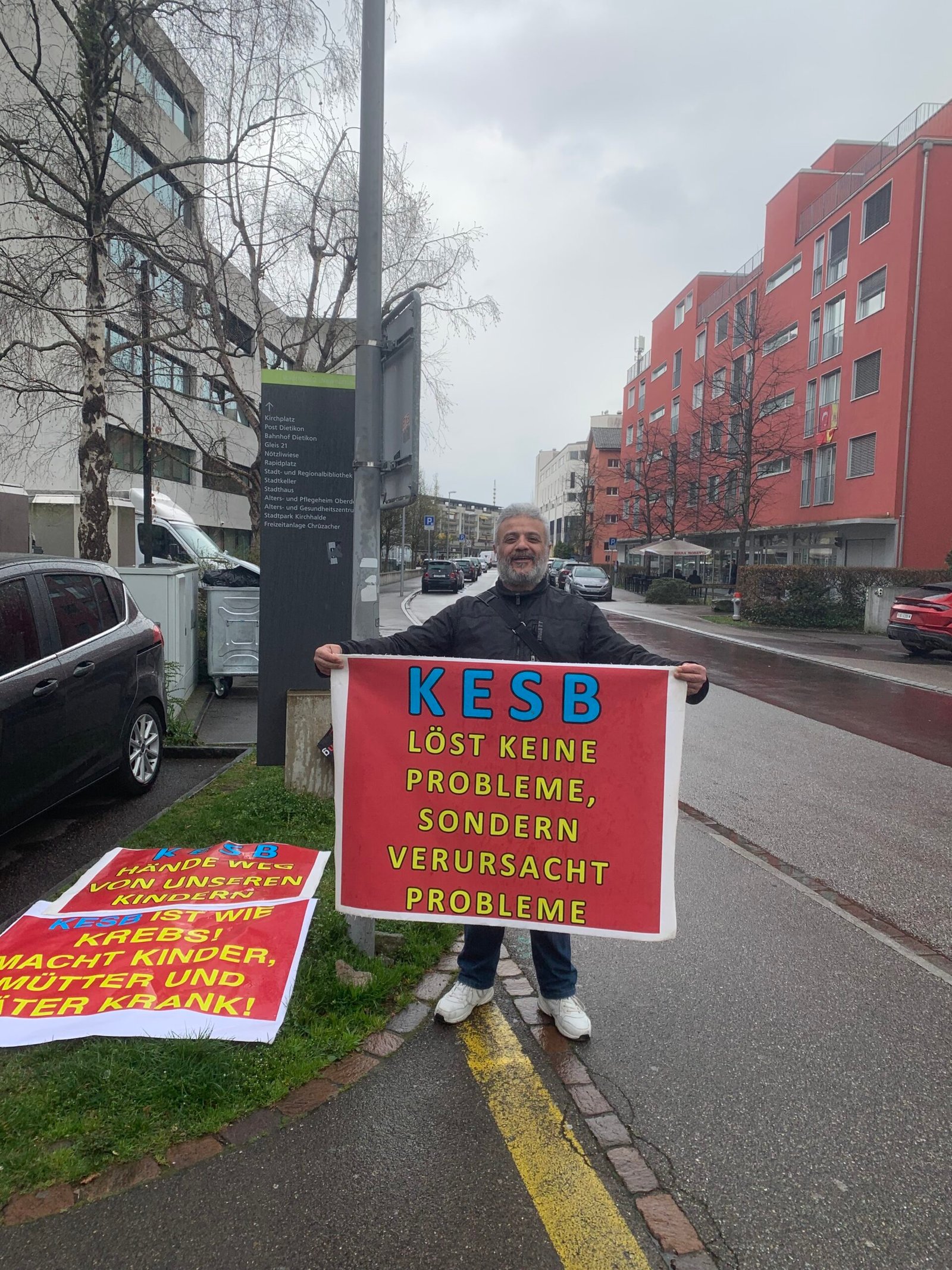 İsviçre’de Babalık Hakkı Direnişi 284. Gününde Devam Ediyor - Image 1