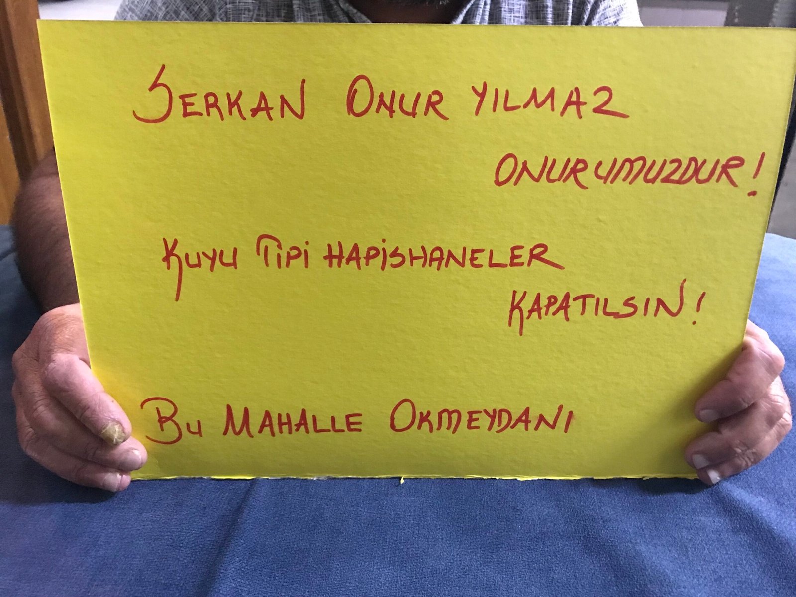 Bu Mahalle Bizim Okmeydanı Ölüm Orucundaki Serkan Onur Yılmaz İçin Duvar Gazetesi Astı - Image 1