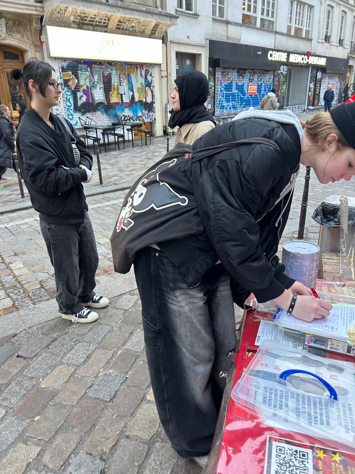Fransa Paris Direniş Çadırı 212. Gününde - Image 1