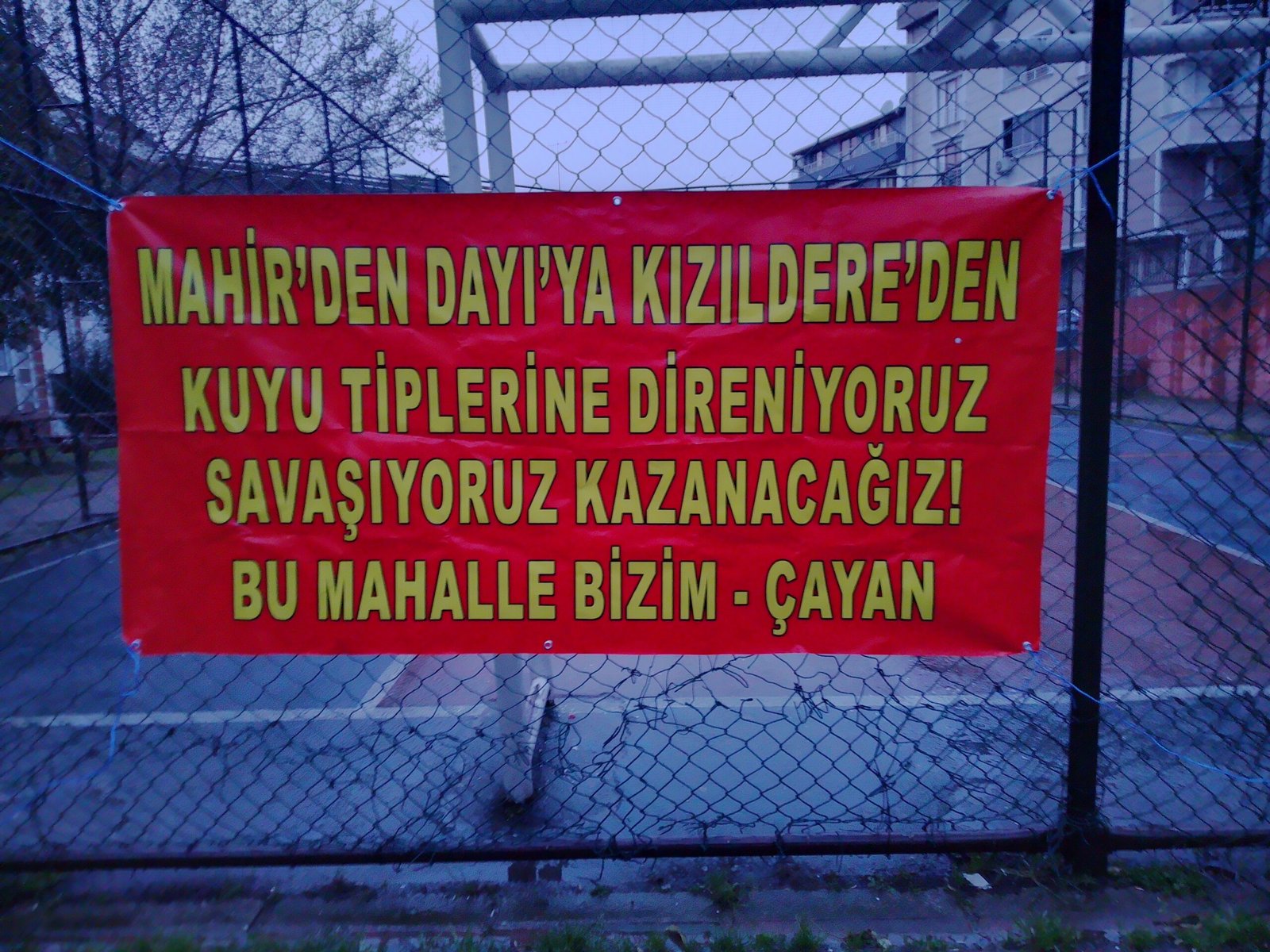 Bu Mahalle Bizim-Çayan Mahallesi 30 Mart Pankartı Astı - Image 1