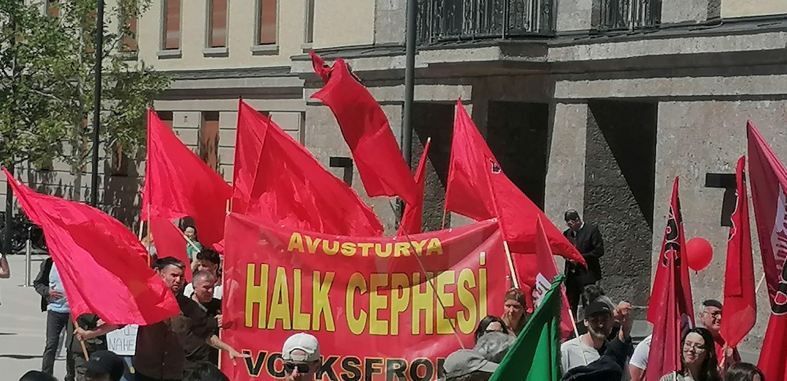 Avusturya İnnsbruck’da 1 Mayıs’ta Halk Cephesi Olarak Alanlardaydık - Image 1
