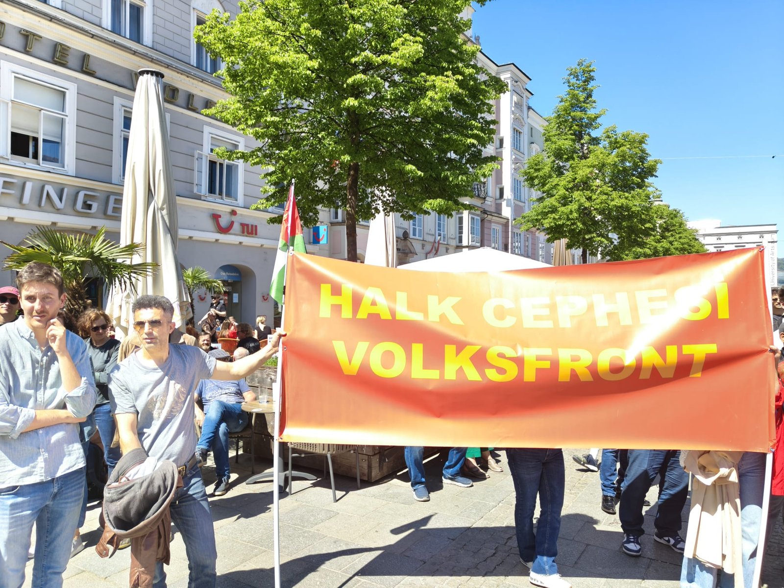 Avusturya Linz Halk Cephesi Olarak; Kapitalist Sömürüye Zulme İşsizliğe Açlığa Ve Irkçılığa Karşı Alanlardaydık - Image 1