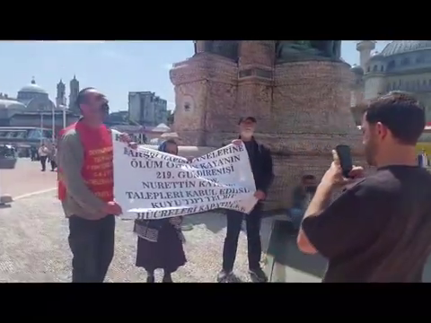 Taksim Meydanında TAYAD’lı Aileler Gözaltına Alındılar - Image 1