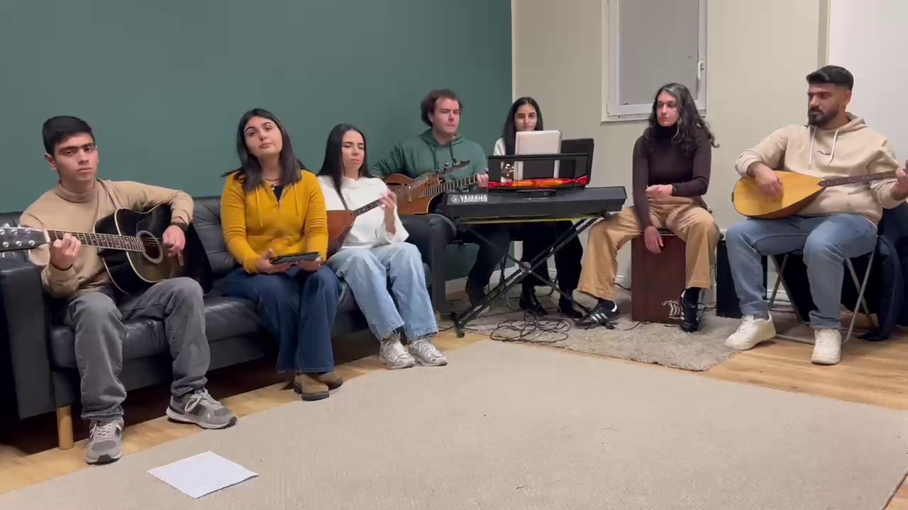 Grup Yorum Evi: 25 Kasım’da İdil Kültür Merkezinde ve Bulundukları Yerlerden Gözaltına Alınan 6 Grup Yorum Emekçisi Derhal Serbest Bırakılsın - Image 1